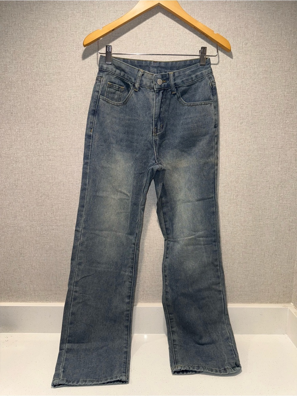 {SHEIN} Women’s Blue Straight-Leg Jeans
